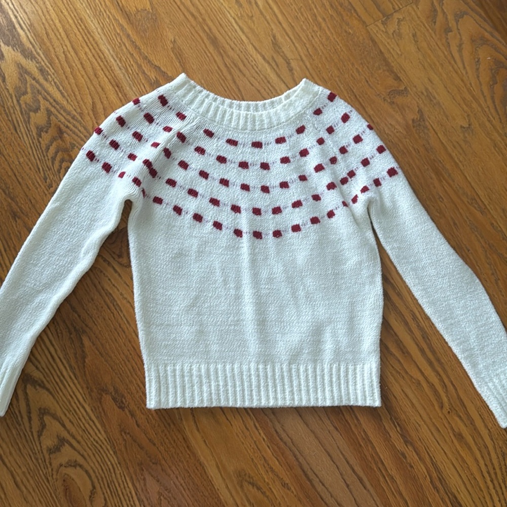 Copper key sweater size large